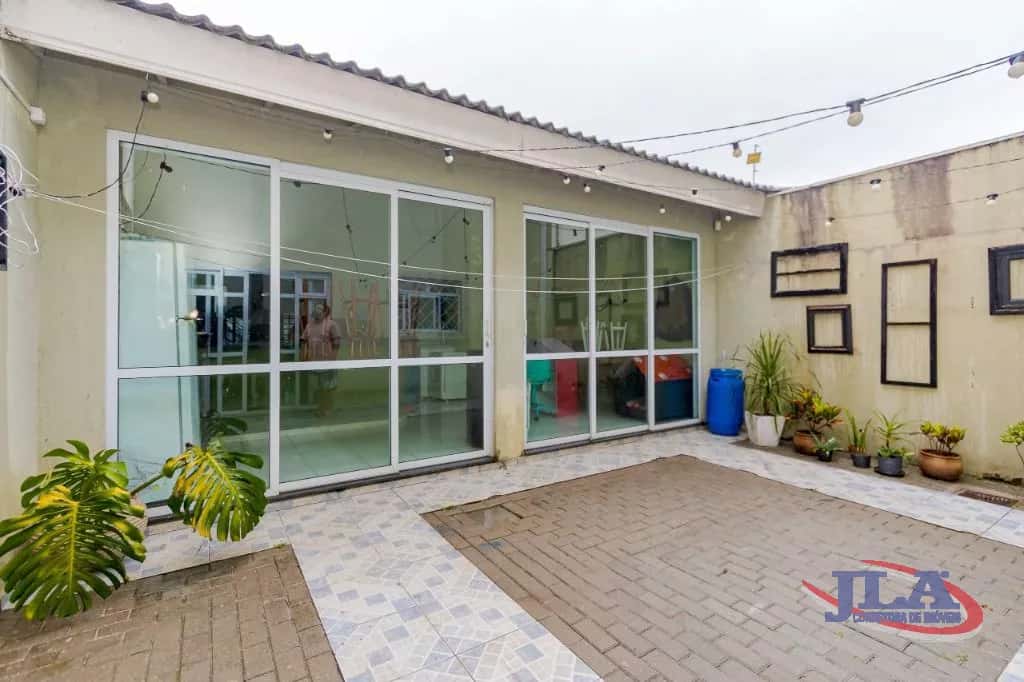 Sobrado com 4 dormitórios à venda, 300 m² por R$ 1.050.000,00 - Pilarzinho - Curitiba/PR — foto principal
