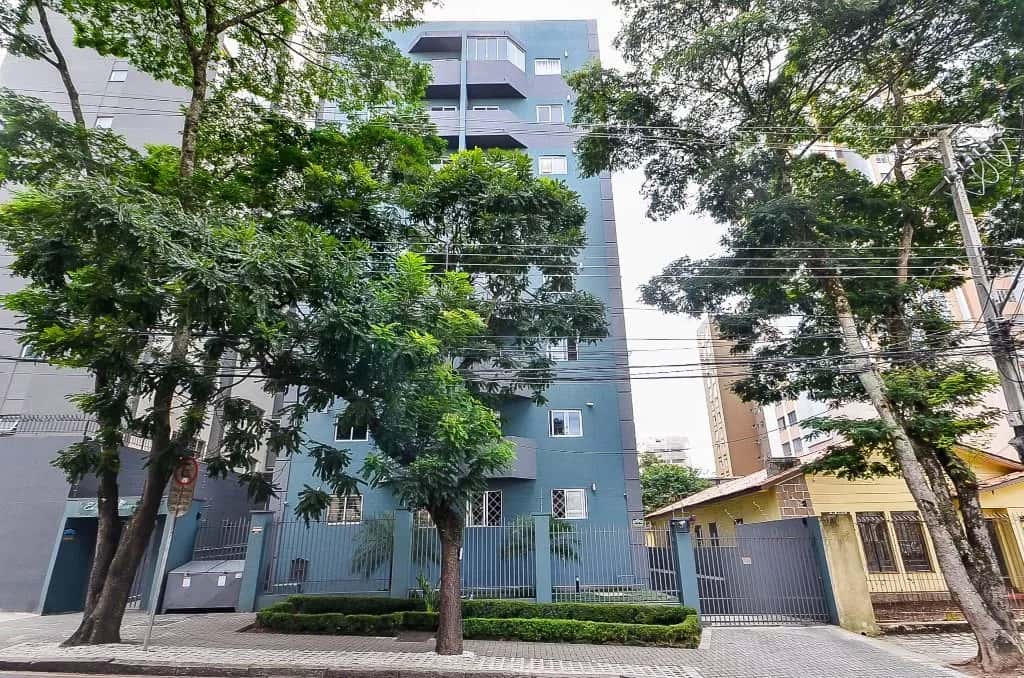 Apartamento com 1dormitório para vender com 33,41m² no Ed. Sessimbra, bairro Portão — foto principal