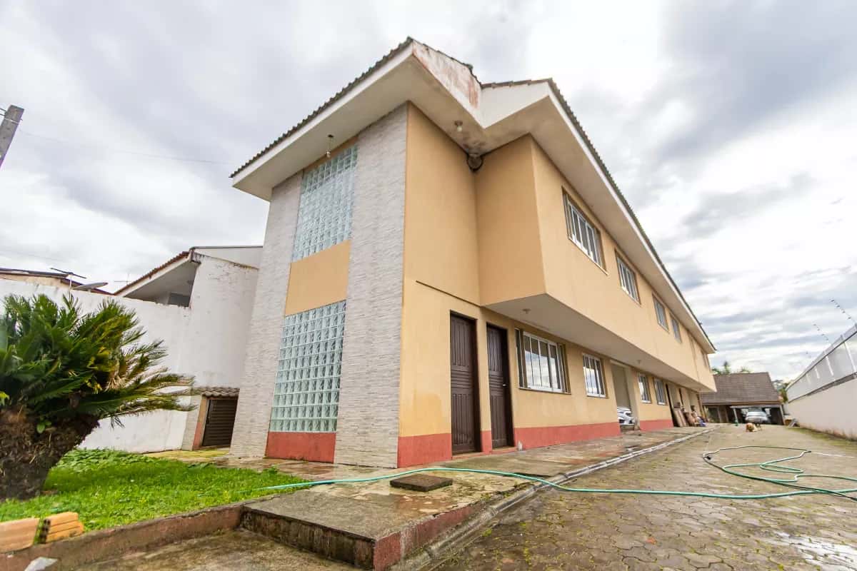 Sobrado em condominio com 103m² em Piraquara — foto principal
