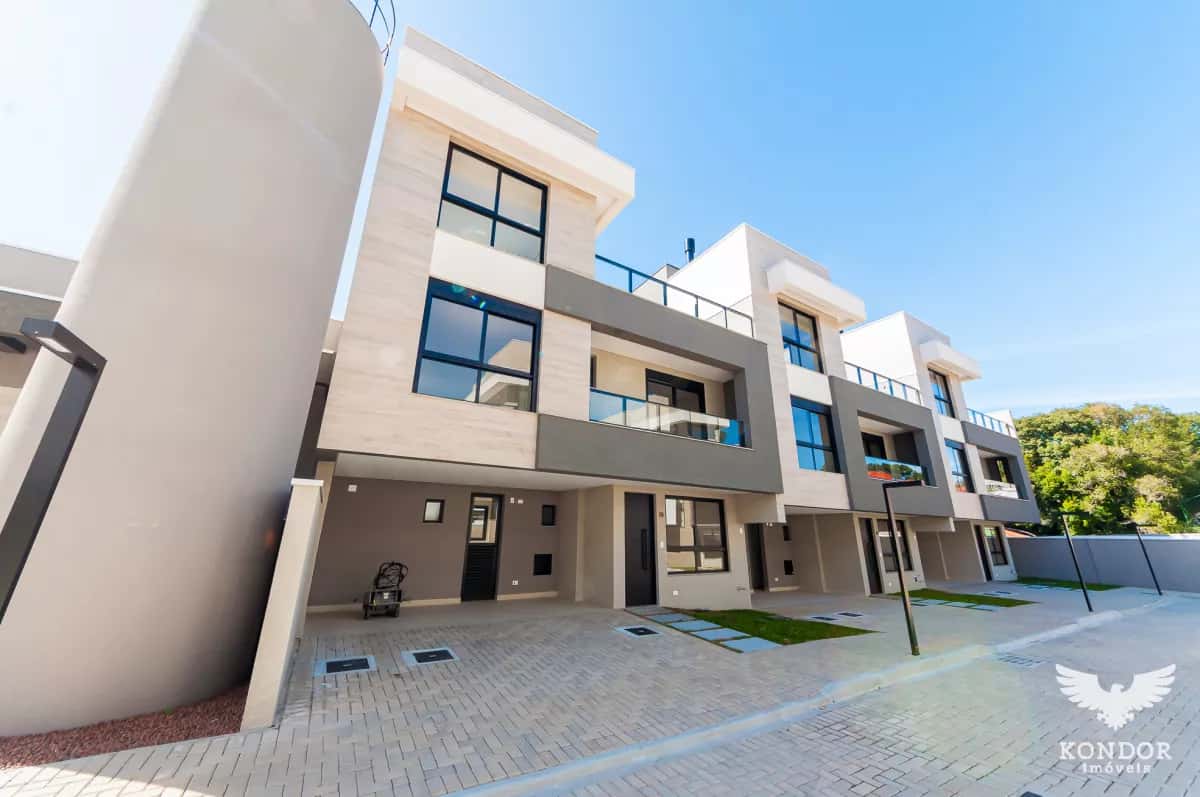 Sobrado em SANTA FELICIDADE com 221,93m² — foto principal