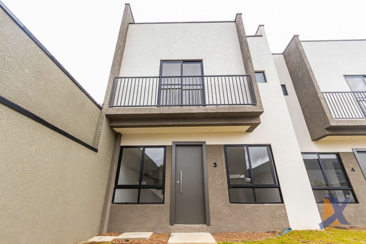 Sobrado com 3 dormitórios à venda, 105 m² por R$ 677.000,00 - Xaxim - Curitiba/PR