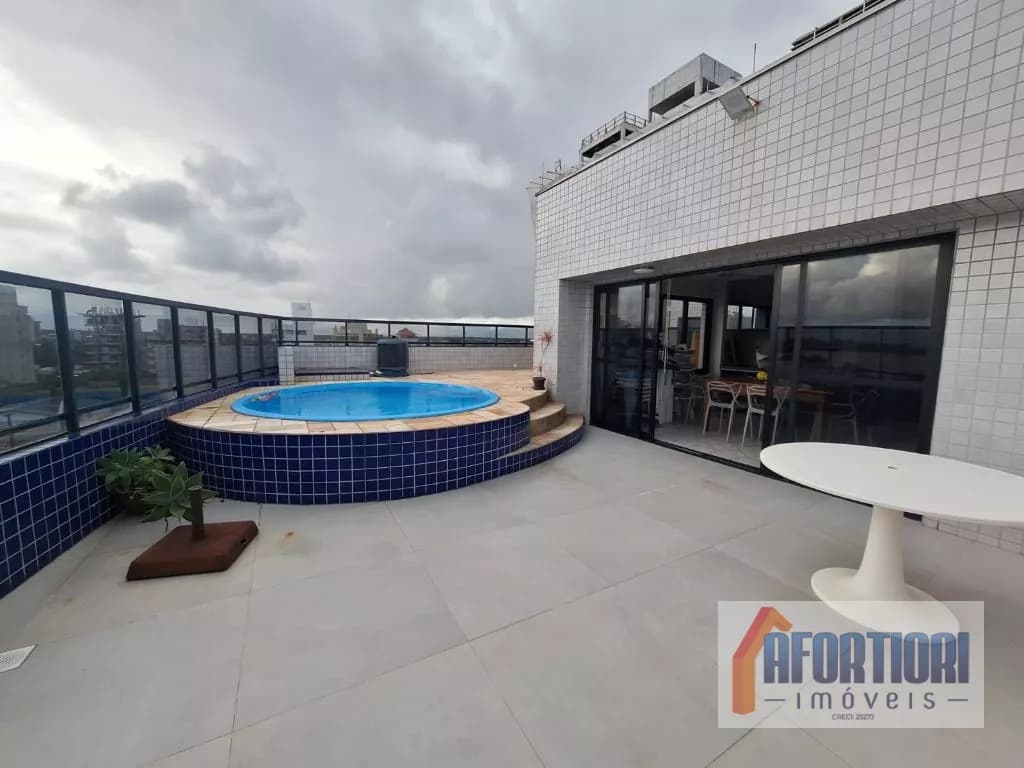 Cobertura à Venda - Centro, Guaratuba / PR