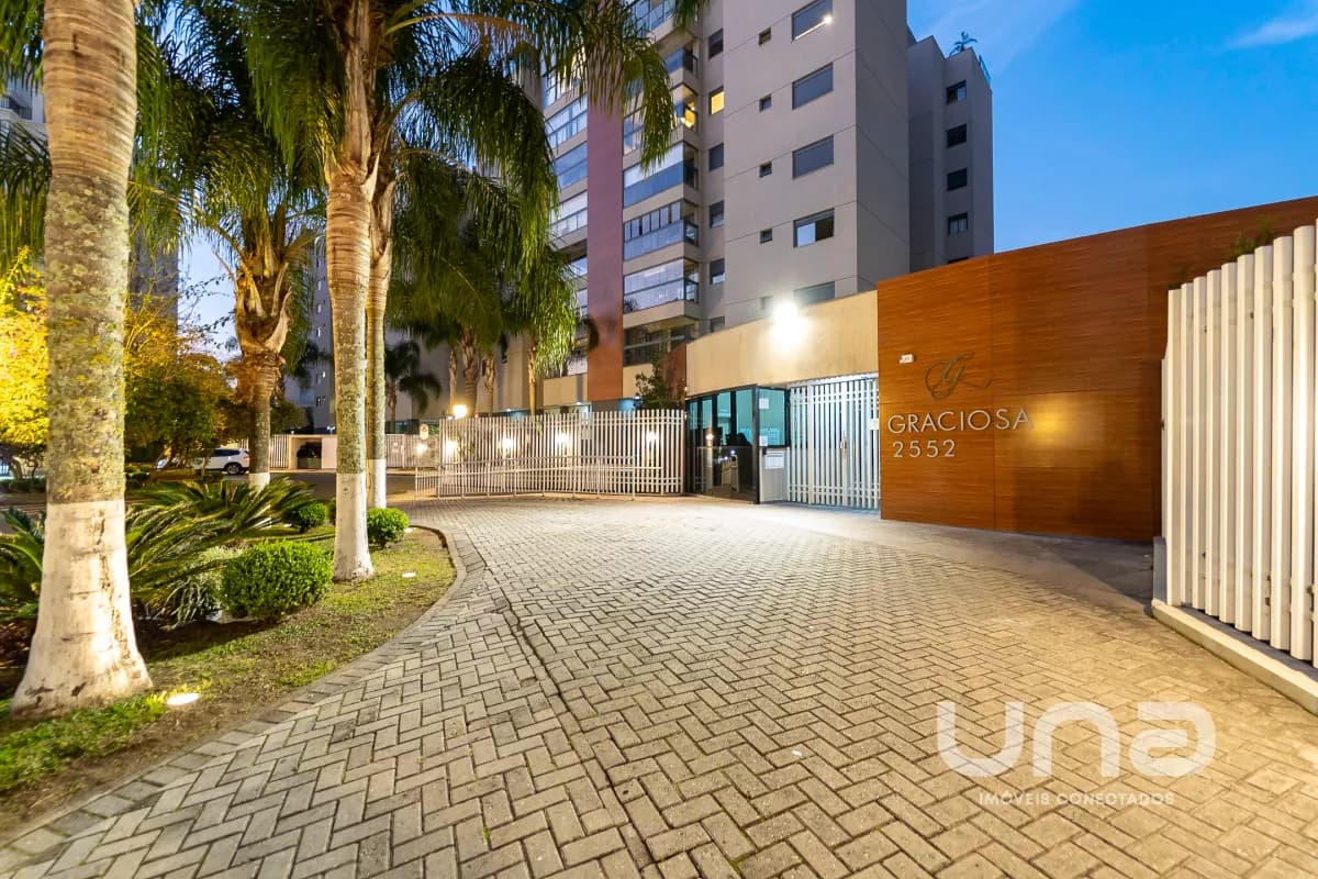 Apartamento à venda com 3 Suítes no Hugo Lange