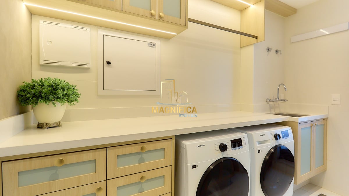 Apartamento no Água Verde de 210 m² com 3 quartos - SP-3590-MAG