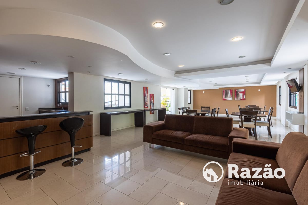 APARTAMENTO COM 3 QUARTOS - ÁREA TOTAL DE 265,30m² - CHAMPAGNAT - REF 6202