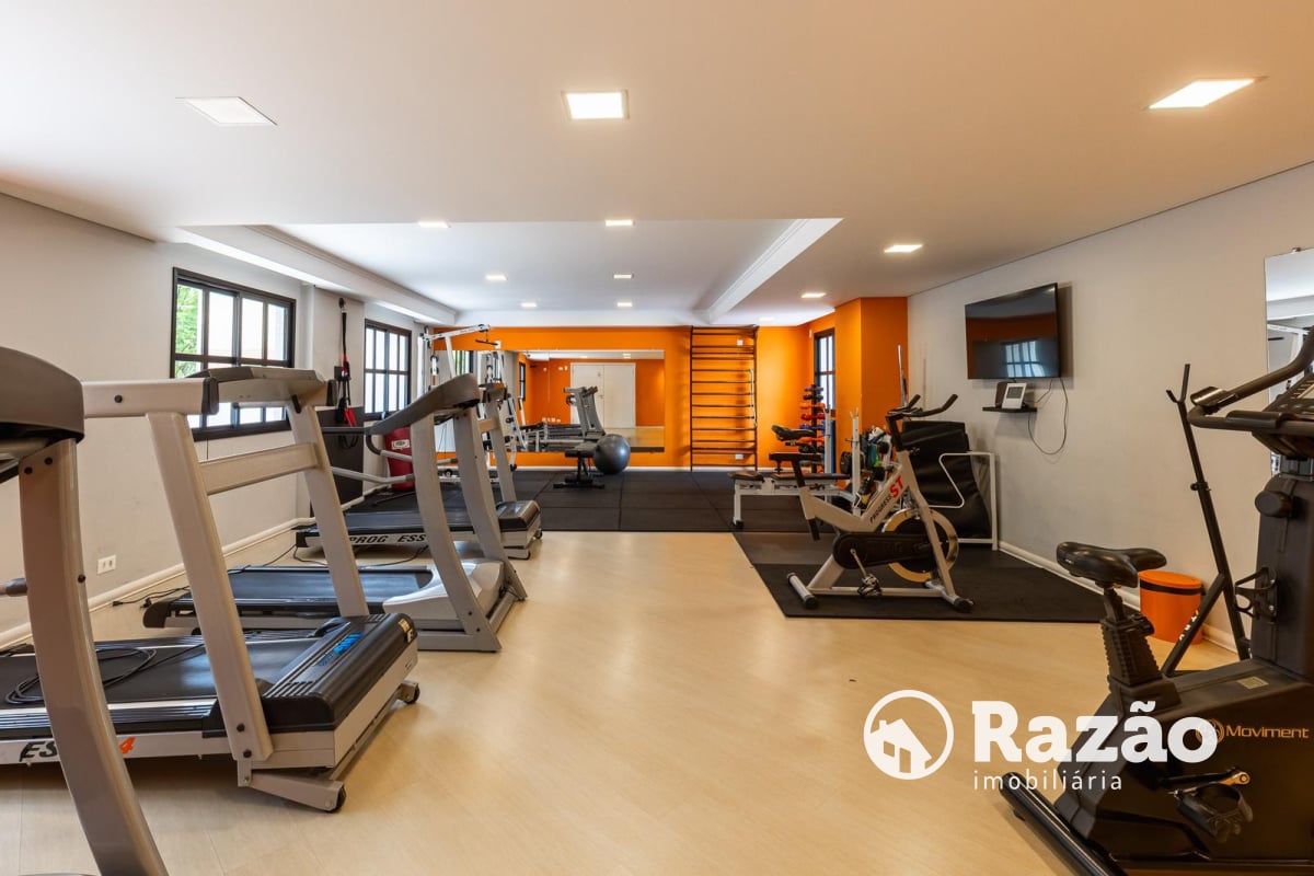 APARTAMENTO COM 3 QUARTOS - ÁREA TOTAL DE 265,30m² - CHAMPAGNAT - REF 6202