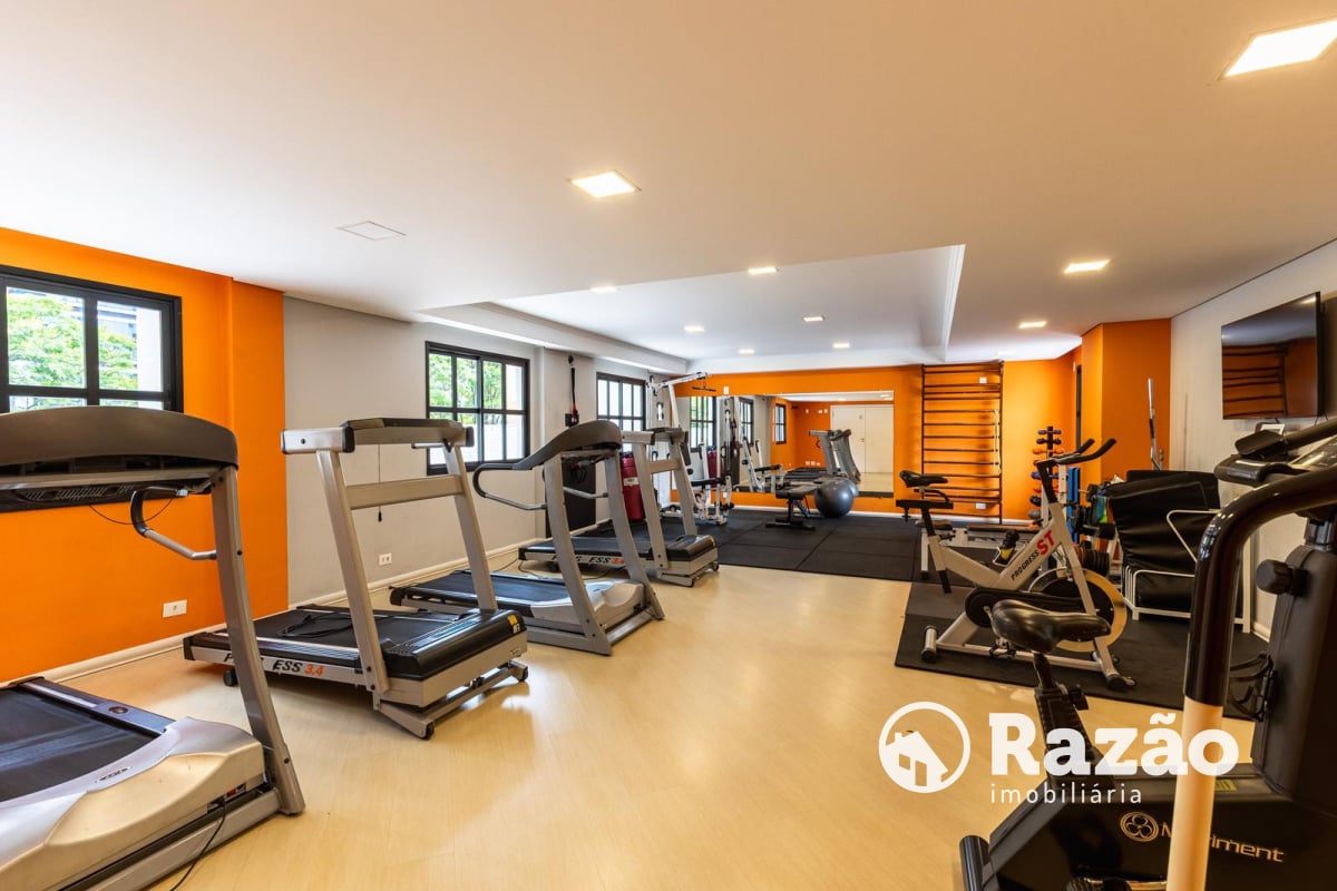 APARTAMENTO COM 3 QUARTOS - ÁREA TOTAL DE 265,30m² - CHAMPAGNAT - REF 6202