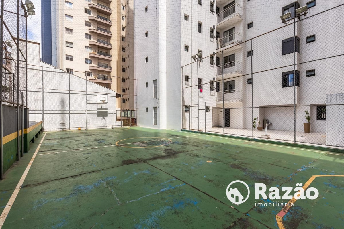 APARTAMENTO COM 3 QUARTOS - ÁREA TOTAL DE 265,30m² - CHAMPAGNAT - REF 6202