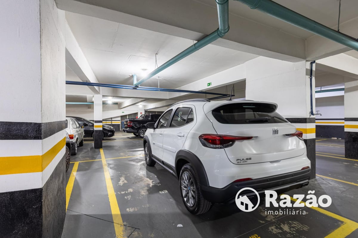 APARTAMENTO COM 3 QUARTOS - ÁREA TOTAL DE 265,30m² - CHAMPAGNAT - REF 6202
