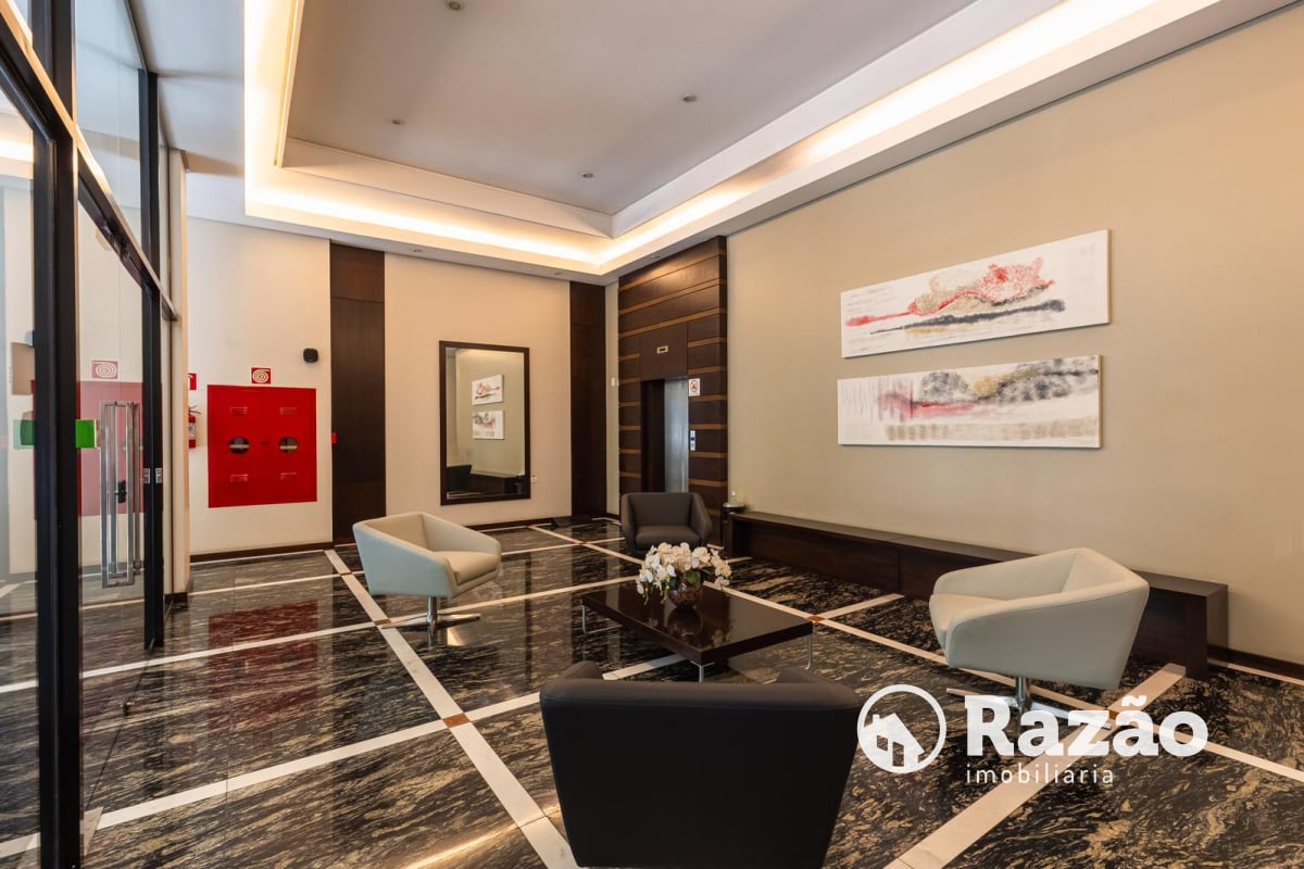 APARTAMENTO COM 3 QUARTOS - ÁREA TOTAL DE 265,30m² - CHAMPAGNAT - REF 6202