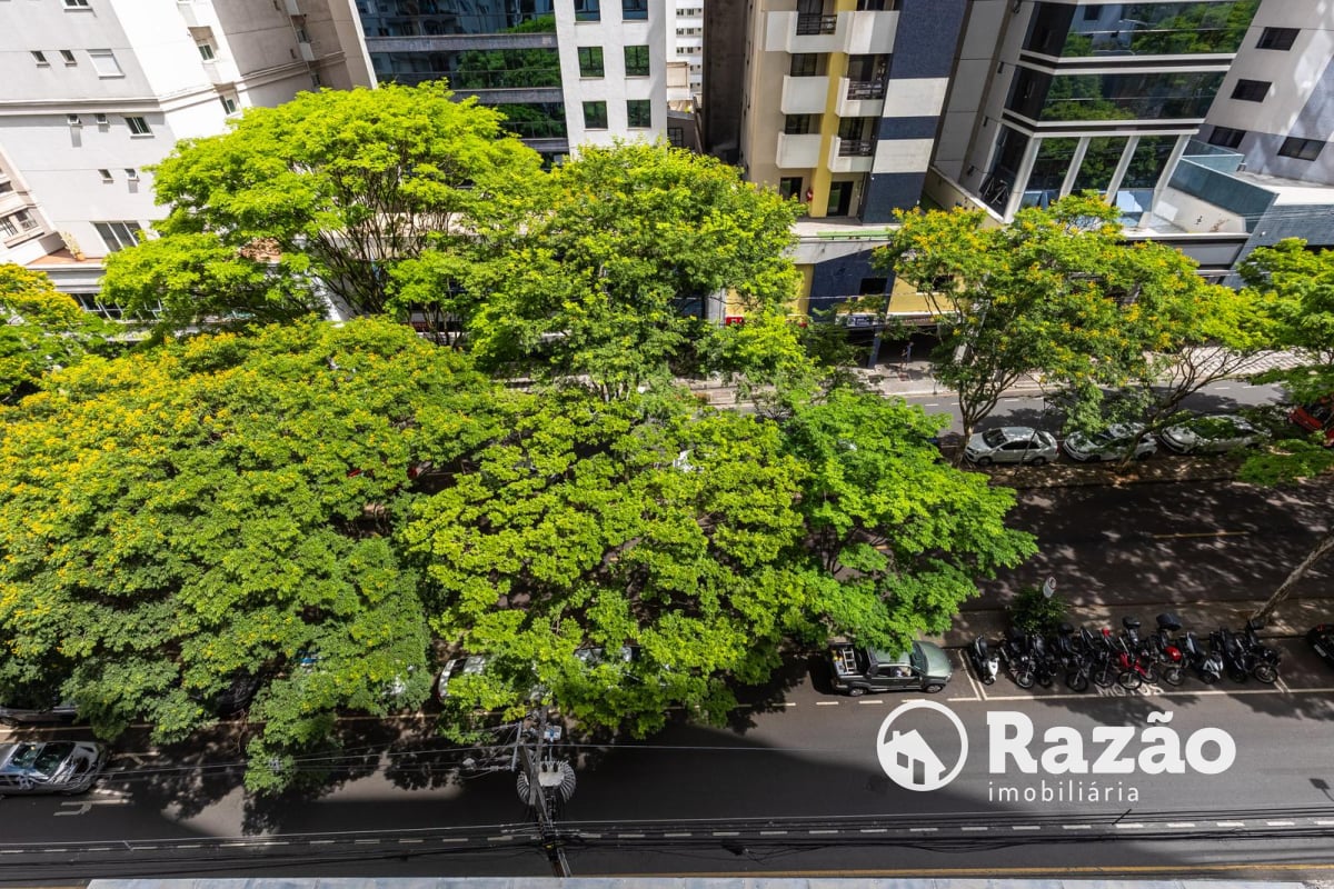 APARTAMENTO COM 3 QUARTOS - ÁREA TOTAL DE 265,30m² - CHAMPAGNAT - REF 6202