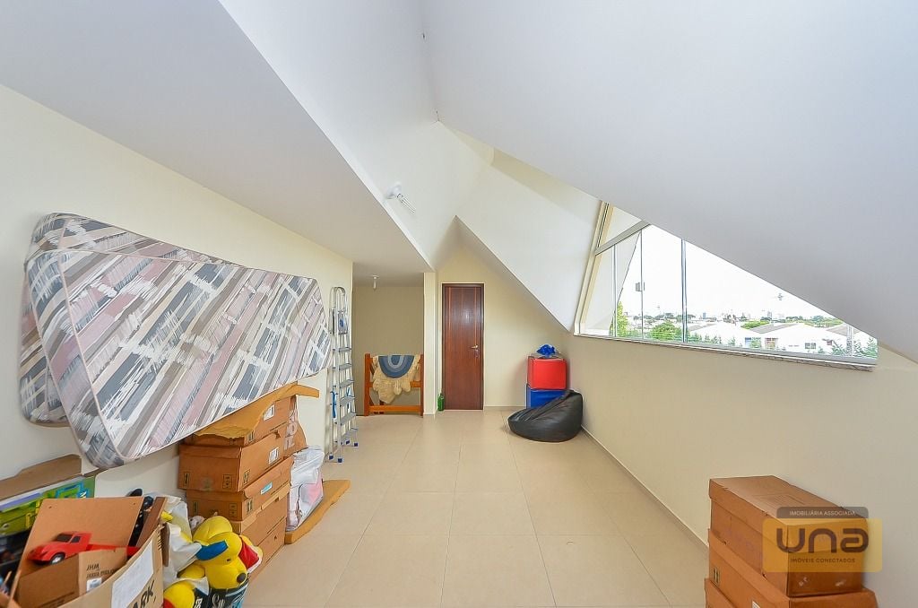 Sobrado com 4 dormitórios à venda, 248 m² por R$ 1.150.000,00 - Seminario - Curitiba/PR