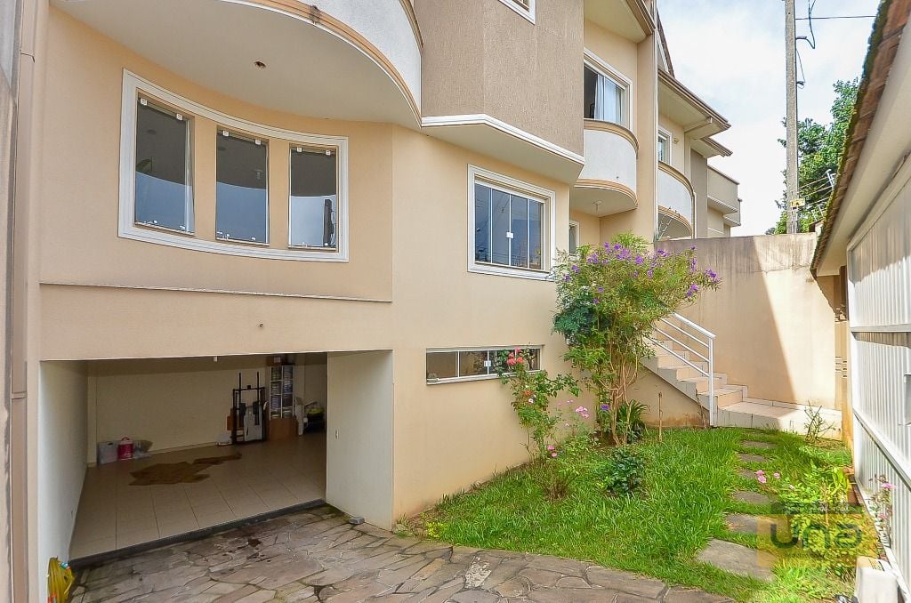 Sobrado com 4 dormitórios à venda, 248 m² por R$ 1.150.000,00 - Seminario - Curitiba/PR