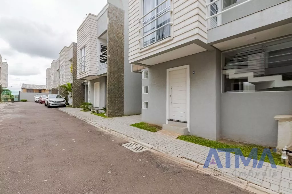 Sobrado com 3 dormitórios à venda, 91 m² por R$ 540.000,00 - Boqueirão - Curitiba/PR