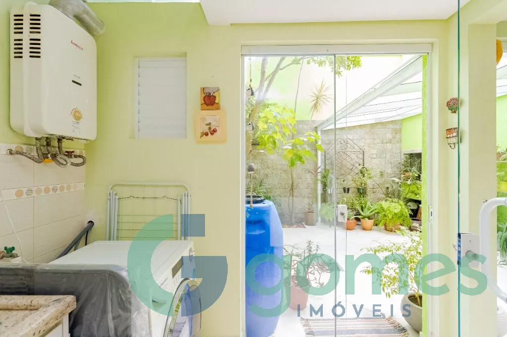 Sobrado com 3 dormitórios à venda, 122 m² - Santa Felicidade - Curitiba/PR