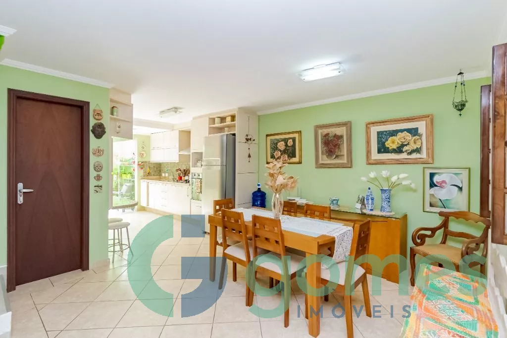 Sobrado com 3 dormitórios à venda, 122 m² - Santa Felicidade - Curitiba/PR
