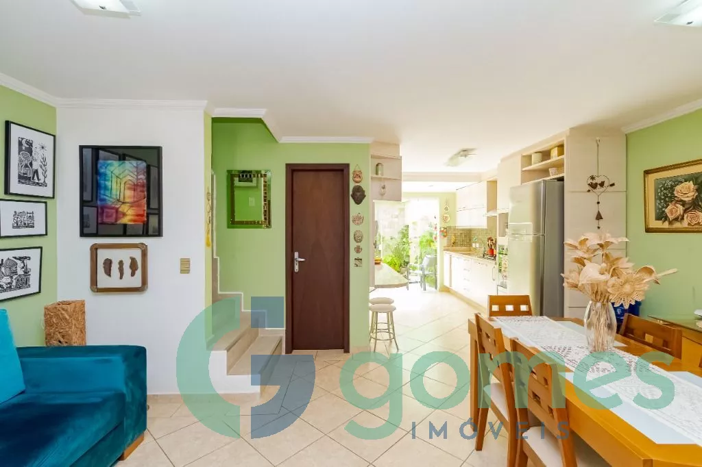 Sobrado com 3 dormitórios à venda, 122 m² - Santa Felicidade - Curitiba/PR
