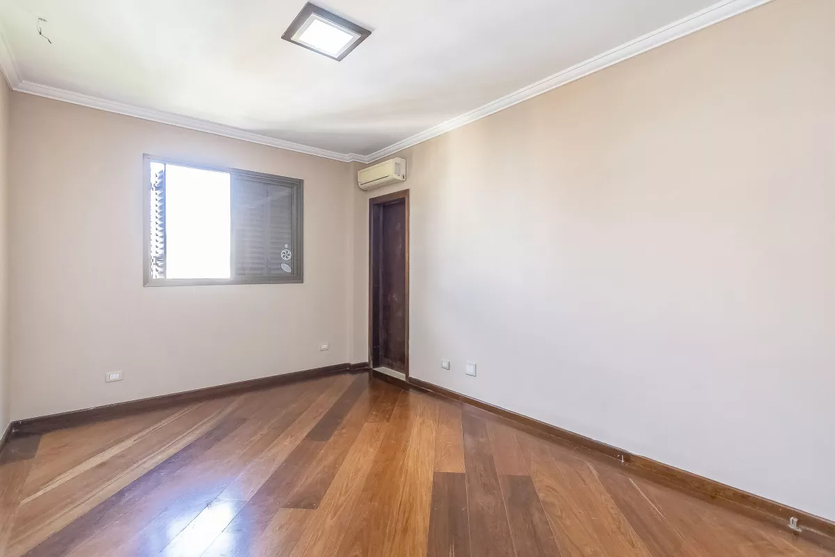 Cobertura à Venda - Juvevê, Curitiba / PR