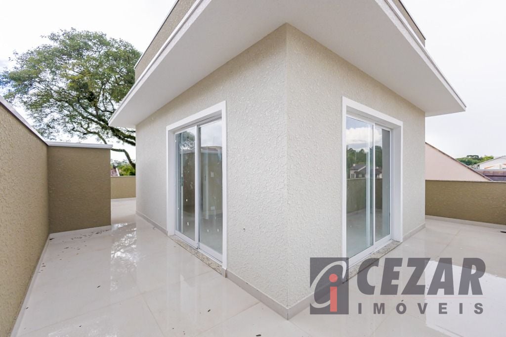 Última Unidade Disponível! Sobrado com 4 dorm e amplo terraço à venda, 275 m² por R$ 1.500.000 - Bacacheri - Curitiba/PR