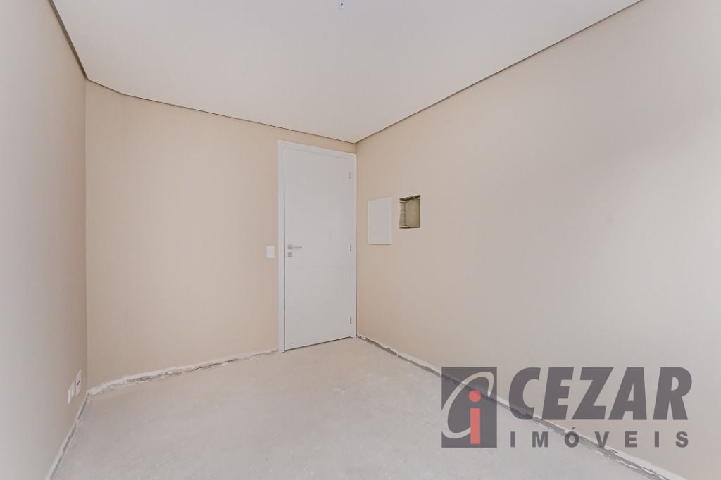 Última Unidade Disponível! Sobrado com 4 dorm e amplo terraço à venda, 275 m² por R$ 1.500.000 - Bacacheri - Curitiba/PR