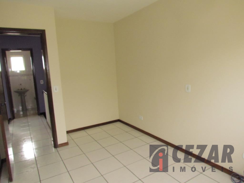 Sobrado com 3 dormitórios à venda, 112 m² por R$ 550.000,00 - Bairro Alto - Curitiba/PR