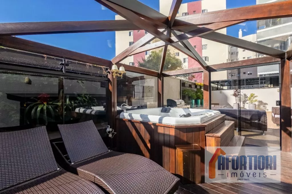 Apartamento Garden com 3 dormitórios à venda, 245 m² por R$ 2.250.000,00 - Juvevê - Curitiba/PR