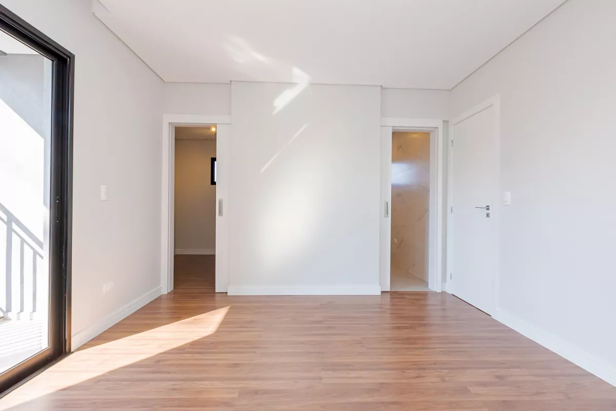 Sobrado em Santa Felicidade de 202,16 m² com 3 quartos - 94726.002-KD