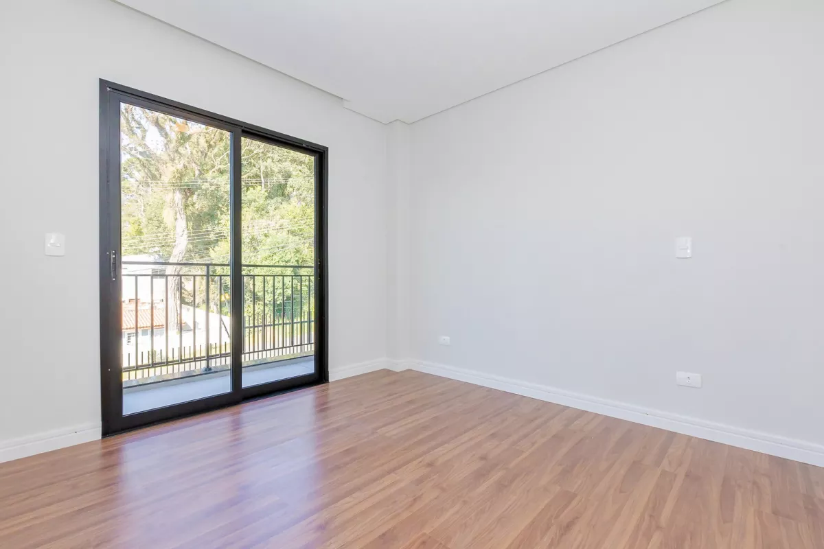 Sobrado em Santa Felicidade de 202,16 m² com 3 quartos - 94726.002-KD