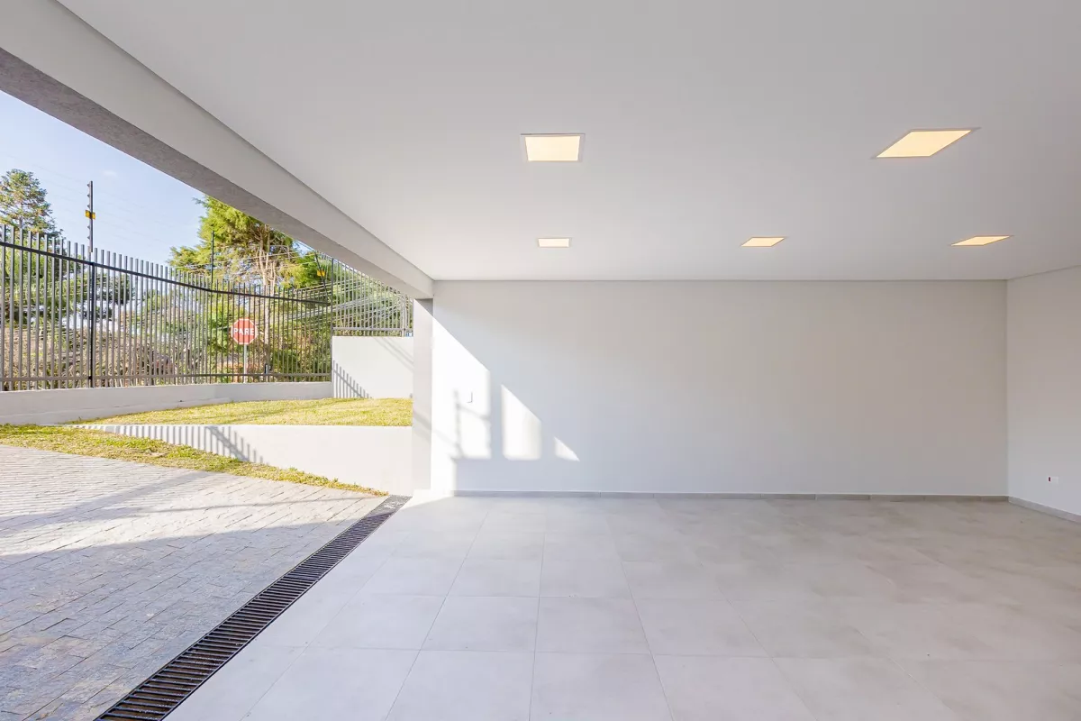Sobrado em Santa Felicidade de 202,16 m² com 3 quartos - 94726.002-KD