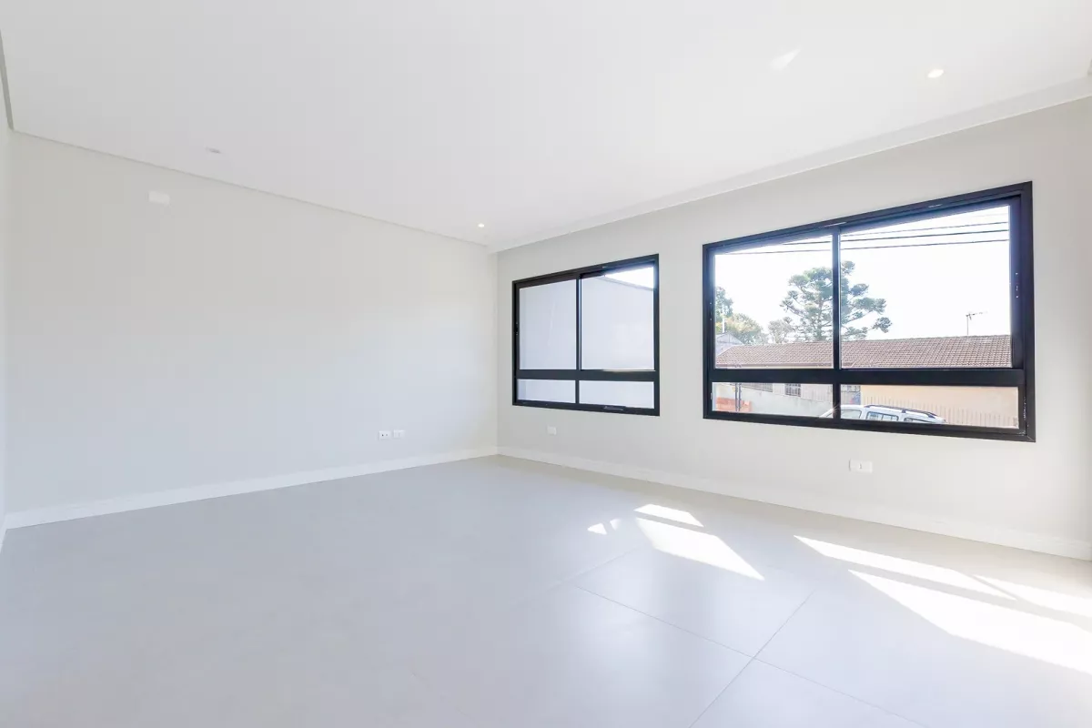 Sobrado em Santa Felicidade de 202,16 m² com 3 quartos - 94726.002-KD
