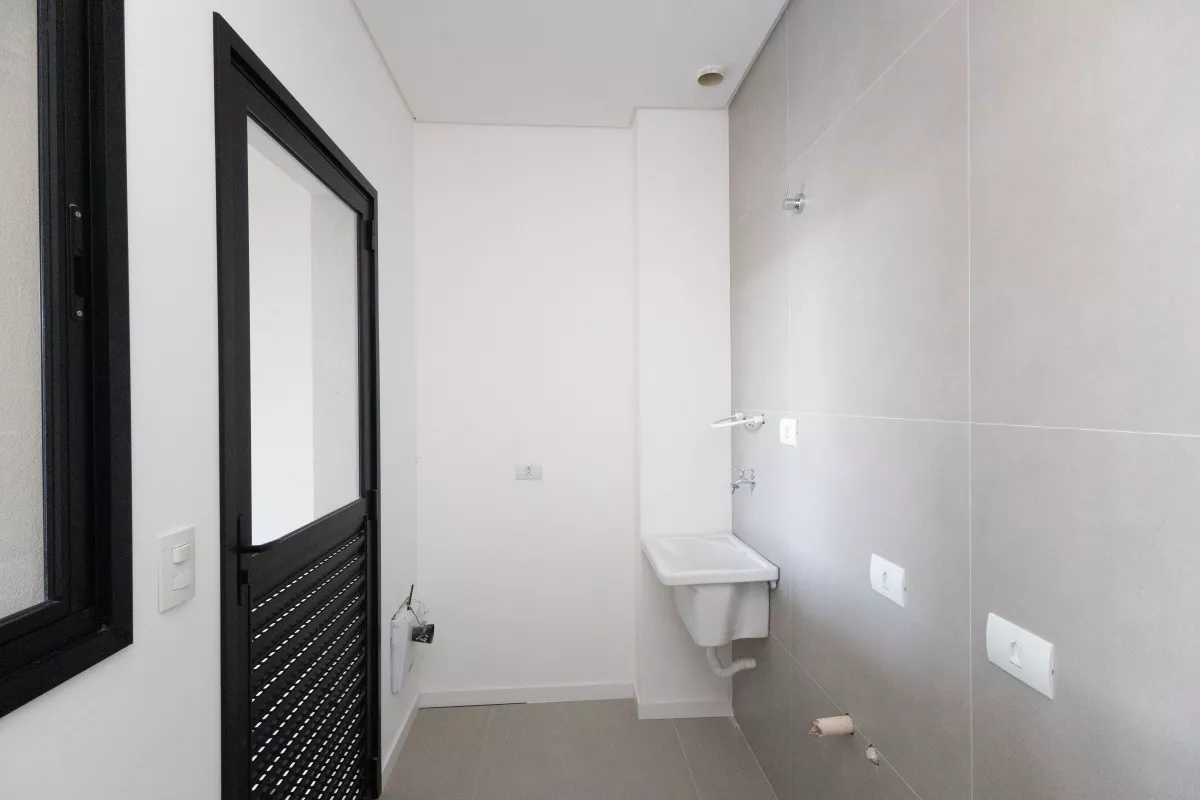 Sobrado no Santa Felicidade de 163,00 m² com 3 quartos - 93869.002-KD