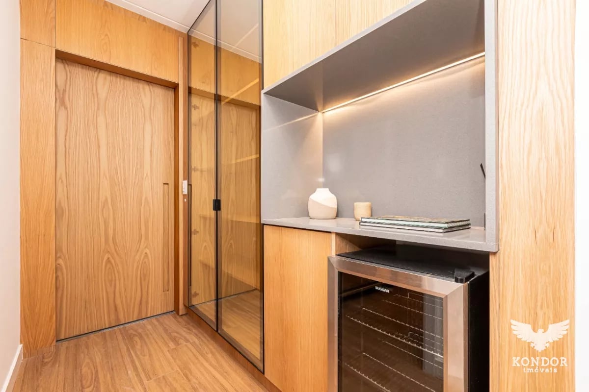 Apartamento no Champagnat de 163,00 m² com 3 quartos - 94769.002-KD