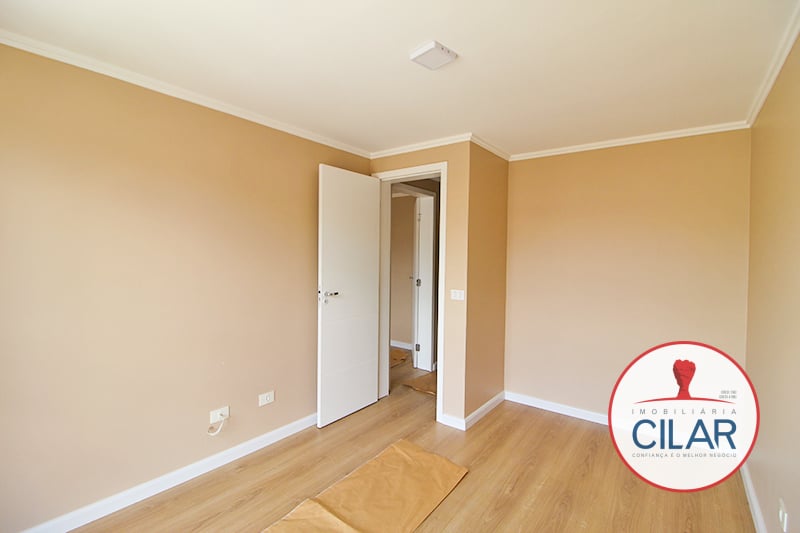 Imobiliária Cilar Vende Sobrado 3 Quartos no Guabirotuba com 216,61m², Ref. 100624.002-CILAR