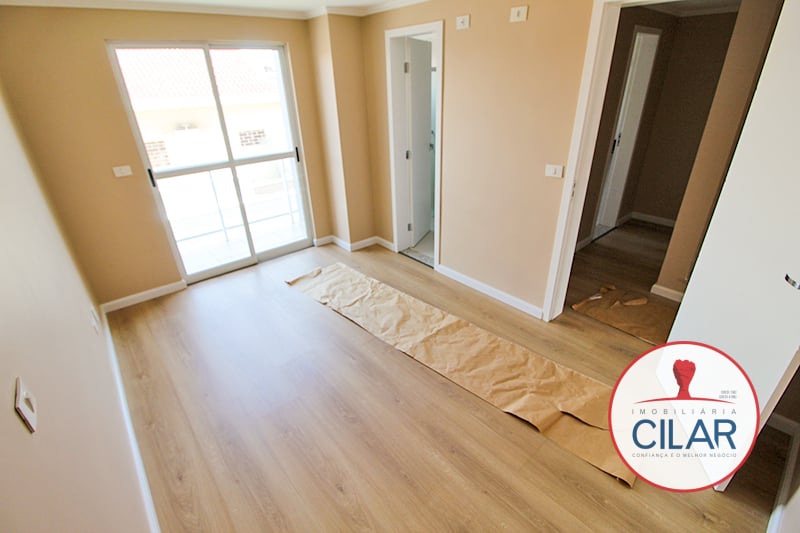 Imobiliária Cilar Vende Sobrado 3 Quartos no Guabirotuba com 216,61m², Ref. 100624.002-CILAR