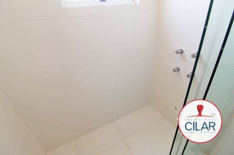 Imobiliária Cilar Vende Sobrado 3 Quartos no Guabirotuba com 216,61m², Ref. 100624.002-CILAR