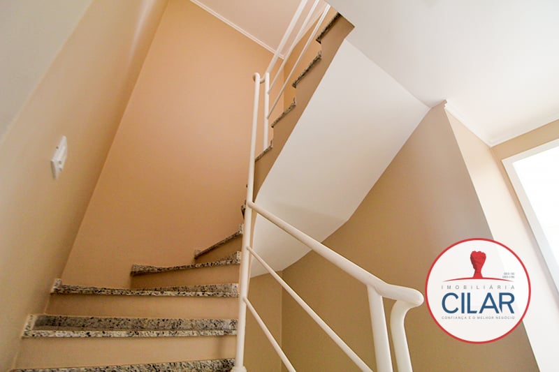 Imobiliária Cilar Vende Sobrado 3 Quartos no Guabirotuba com 216,61m², Ref. 100624.002-CILAR