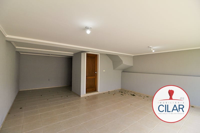 Imobiliária Cilar Vende Sobrado 3 Quartos no Guabirotuba com 216,61m², Ref. 100624.002-CILAR