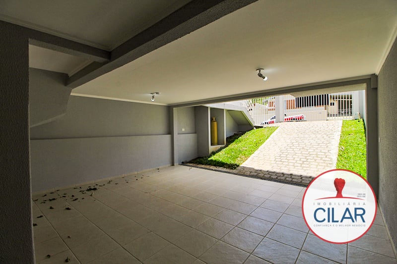 Imobiliária Cilar Vende Sobrado 3 Quartos no Guabirotuba com 216,61m², Ref. 100624.002-CILAR