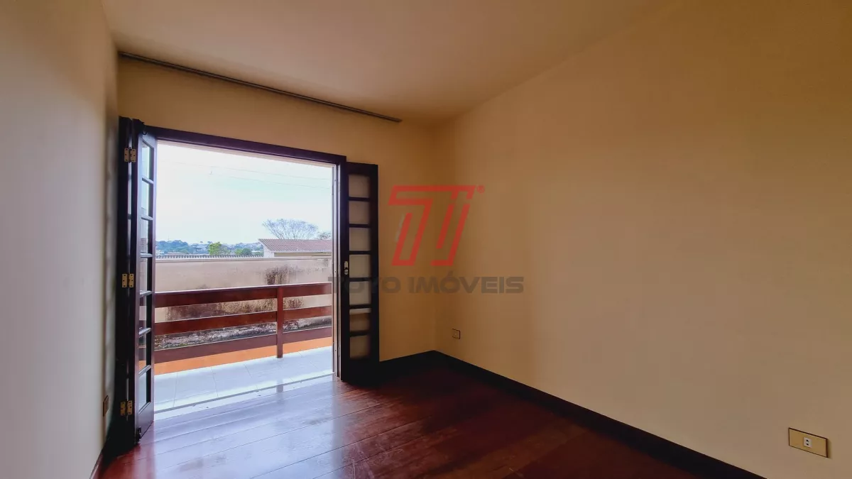 Sobrado residencial e comercial à venda, com 318,90 m² por R$ 900.000,00 - Xaxim - Curitiba/PR