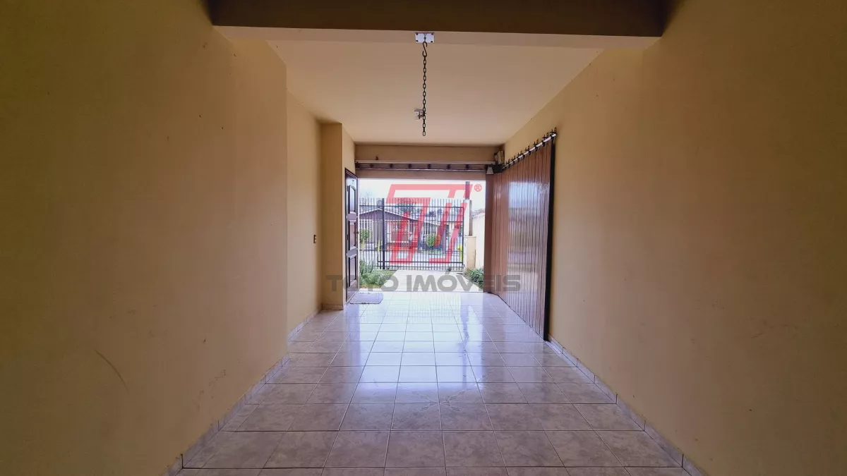 Sobrado residencial e comercial à venda, com 318,90 m² por R$ 900.000,00 - Xaxim - Curitiba/PR