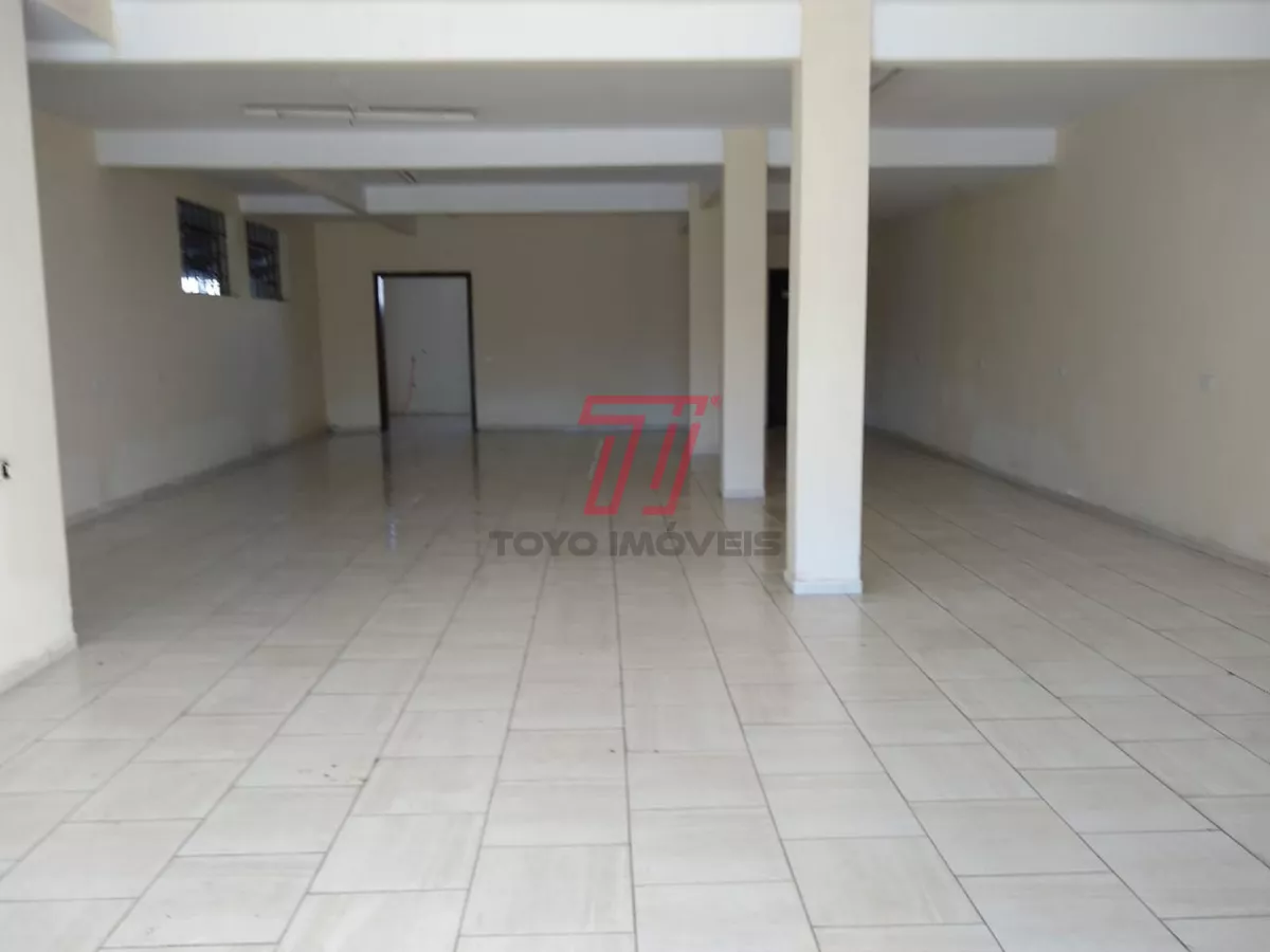 Sobrado residencial e comercial à venda, com 318,90 m² por R$ 900.000,00 - Xaxim - Curitiba/PR