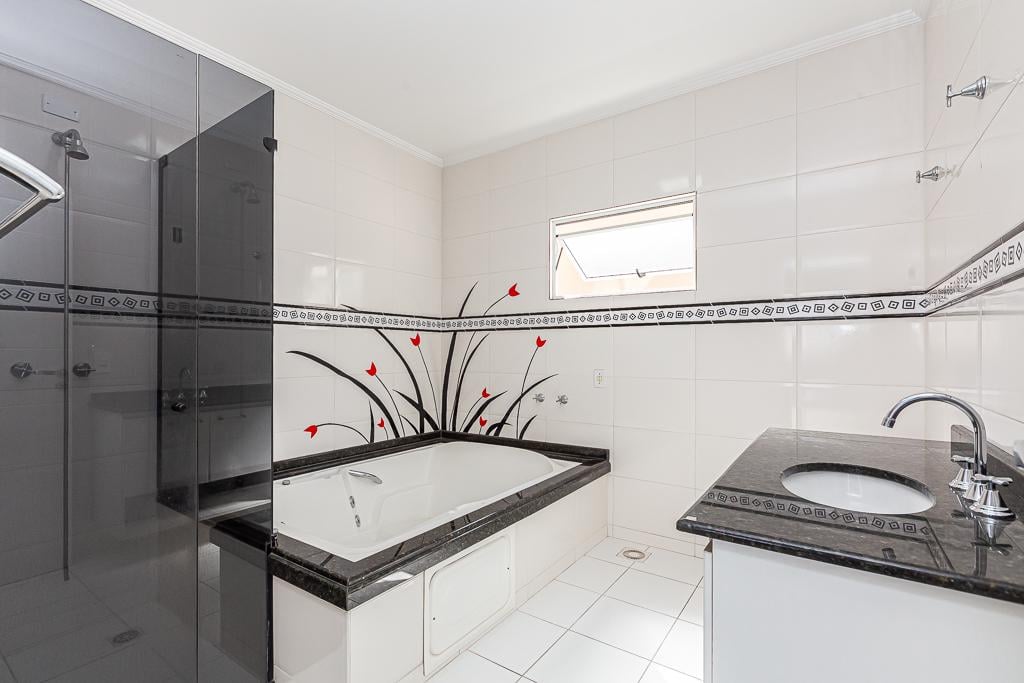 Sobrado no Uberaba de 170,00 m² com 4 quartos - BG96988001-BG