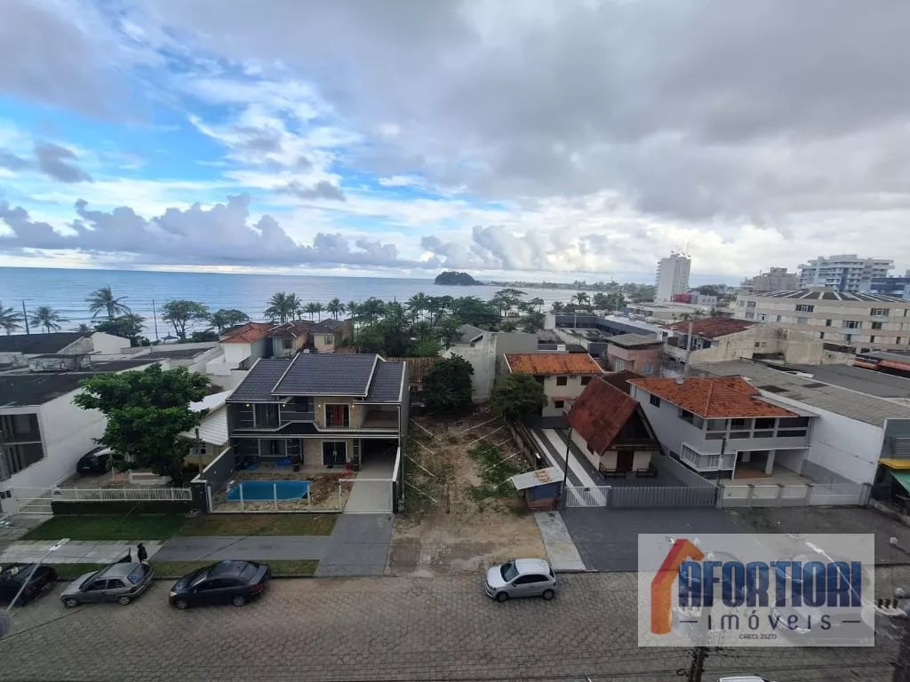 Cobertura à Venda - Centro, Guaratuba / PR