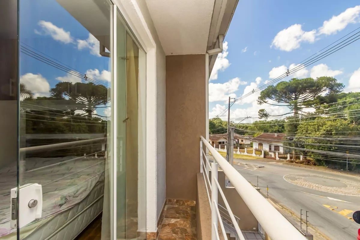Sobrado à venda no Cascatinha Santa Felicidade Curitiba