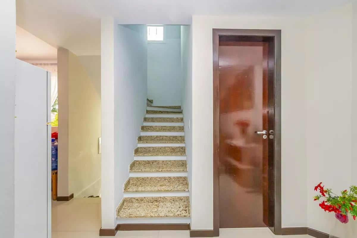 Sobrado à venda no Cascatinha Santa Felicidade Curitiba