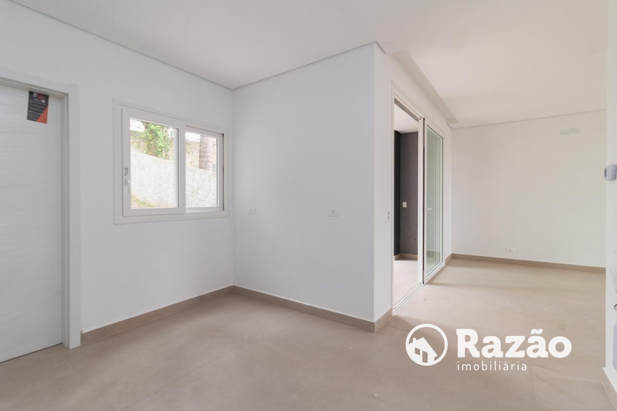 SOBRADO COM 3 SUÍTES - ÁREA TOTAL 184,90m² - SANTA FELICIDADE - REF 5997