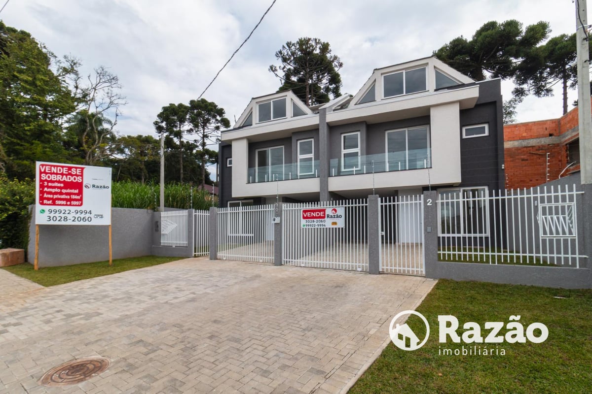 SOBRADO COM 3 SUÍTES - ÁREA TOTAL 184,90m² - SANTA FELICIDADE - REF 5997