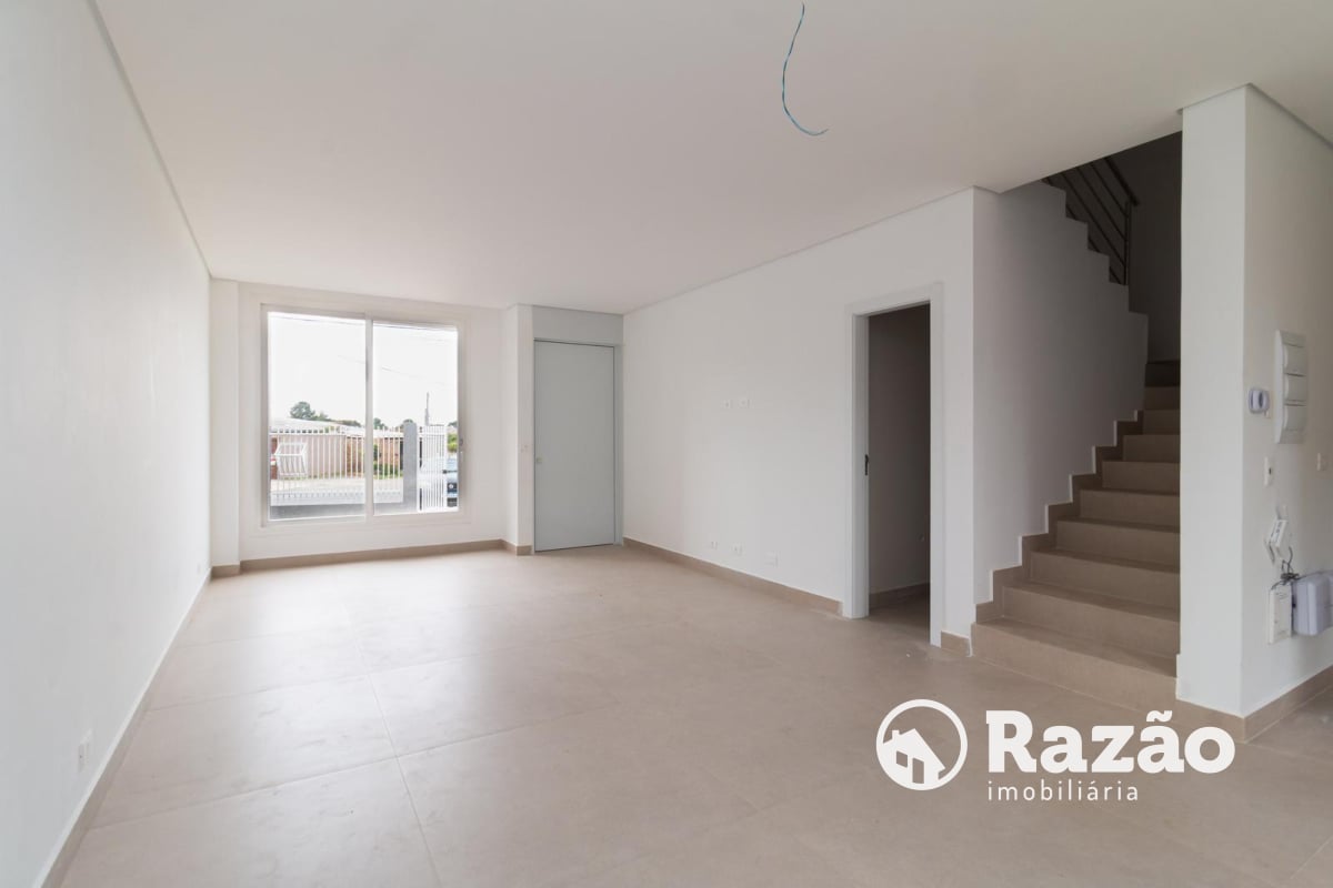 SOBRADO COM 3 SUÍTES - ÁREA TOTAL 184,90m² - SANTA FELICIDADE - REF 5997