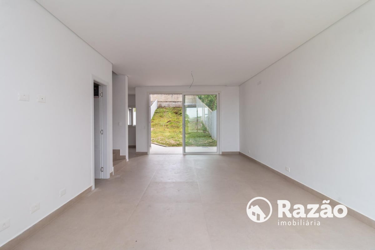 SOBRADO COM 3 SUÍTES - ÁREA TOTAL 184,90m² - SANTA FELICIDADE - REF 5997