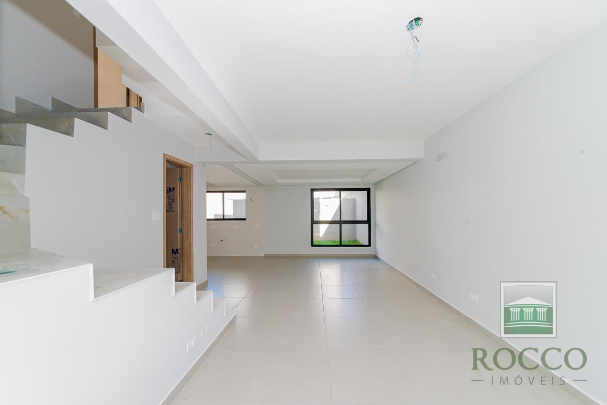 Sobrado para vender na Rua Desembargador Edison Nobre de Lacerda, 651 - Santa Felicidade, Curitiba - PR - CEP 82.410-400